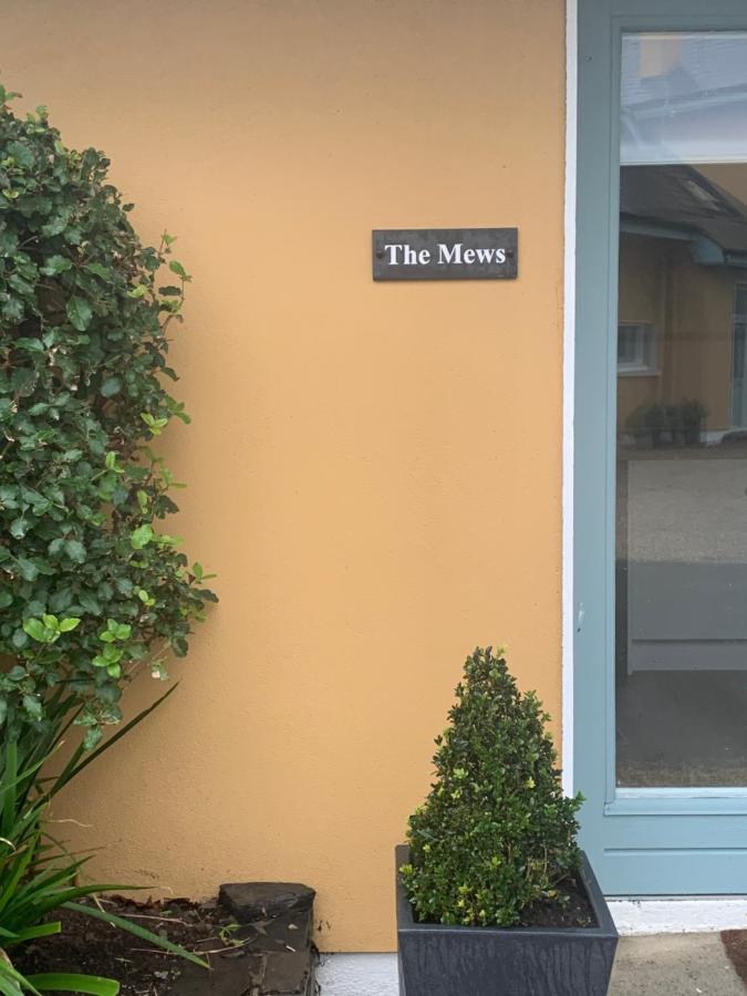 The Mews Villa Newbridge  Eksteriør billede